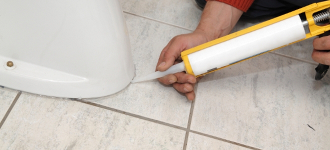 Working with silicone caulk